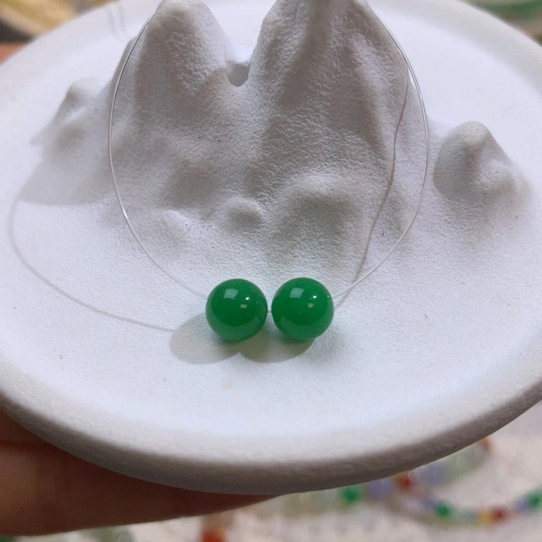 散珠翡翠阳绿 一对 卡6
