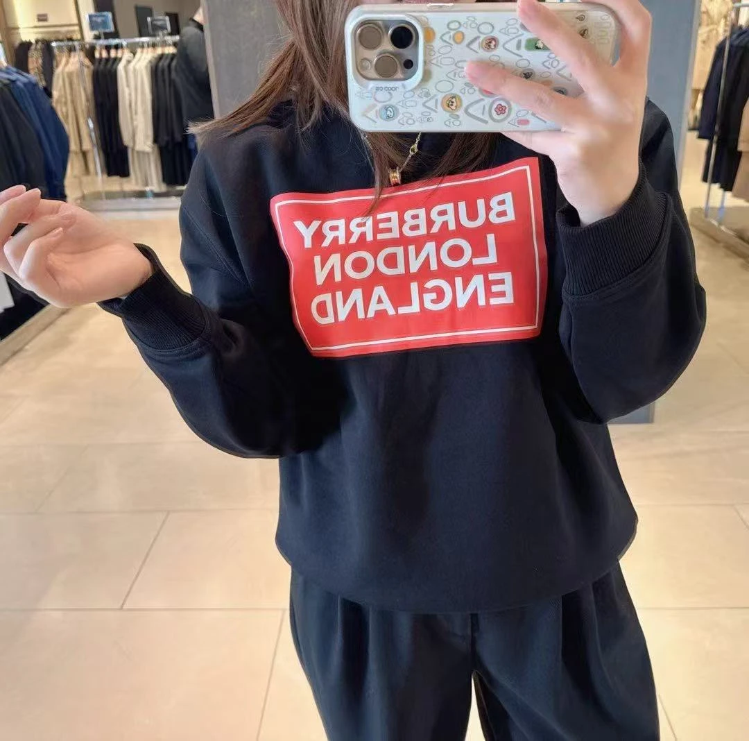 全新未使用 BURBERRY/博柏利 /七七/女款卫衣