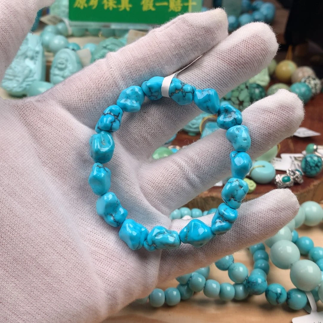 绿松石未镶嵌珠宝奇石