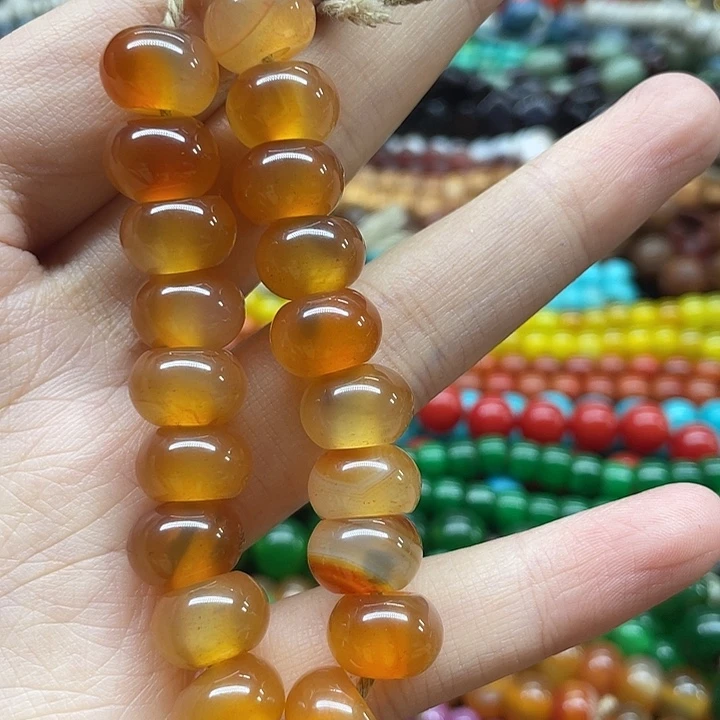 玛瑙/玉髓未镶嵌玛瑙项链。手链珠子