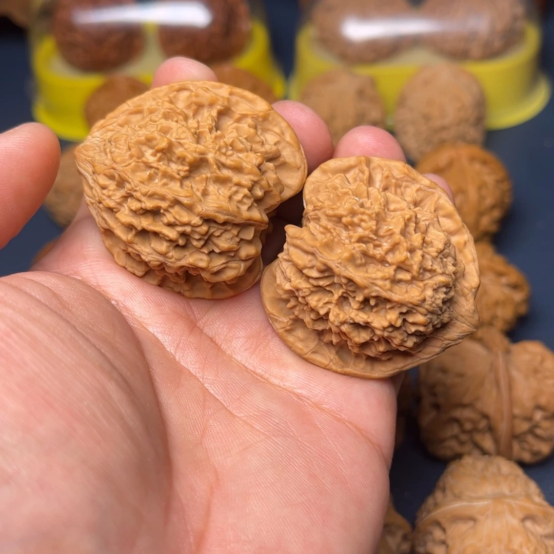 文玩核桃吊坠满天星