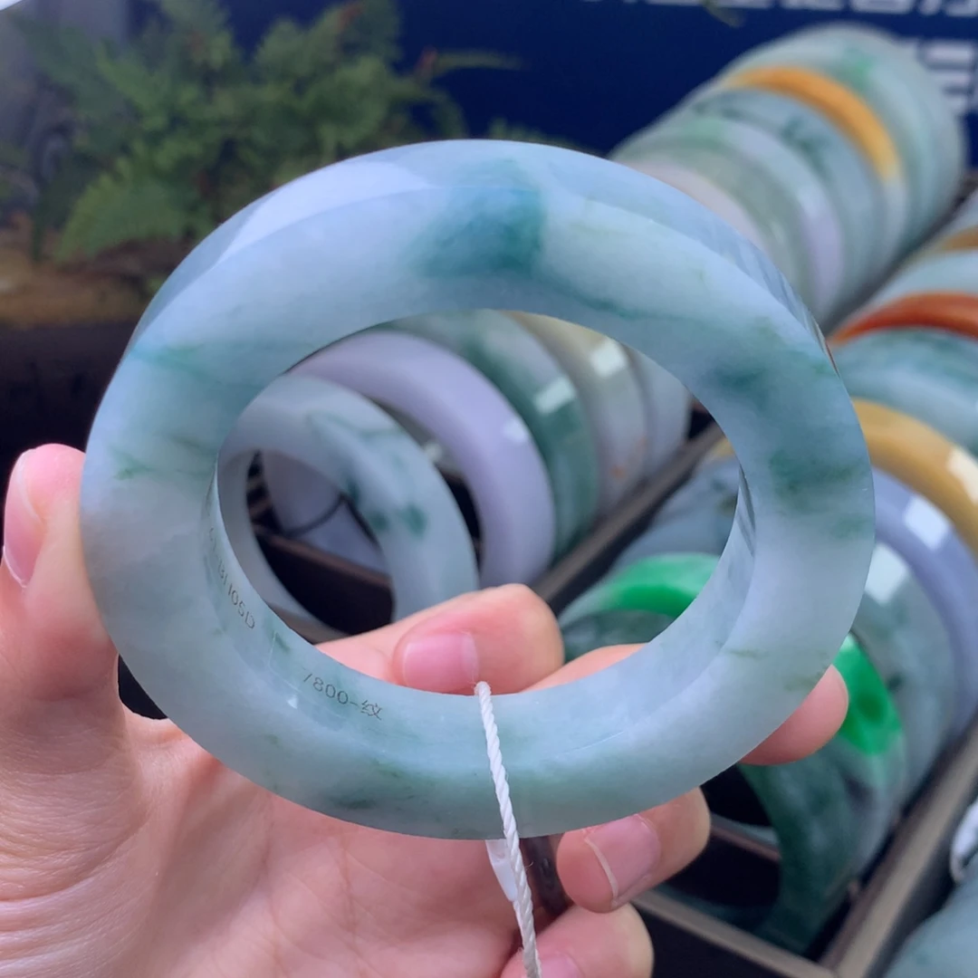 定制翡翠未镶嵌手镯定制不退不换