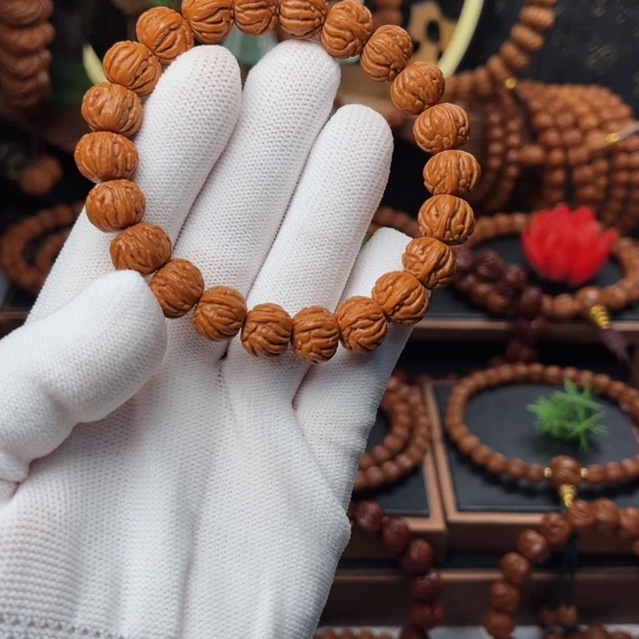 吊坠桃核12火麒麟手串