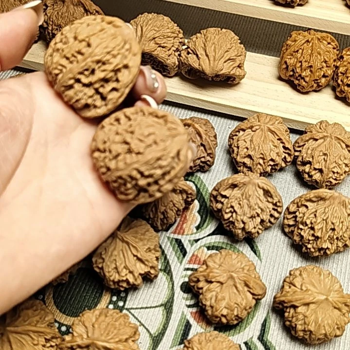 文玩核桃吊坠南疆石