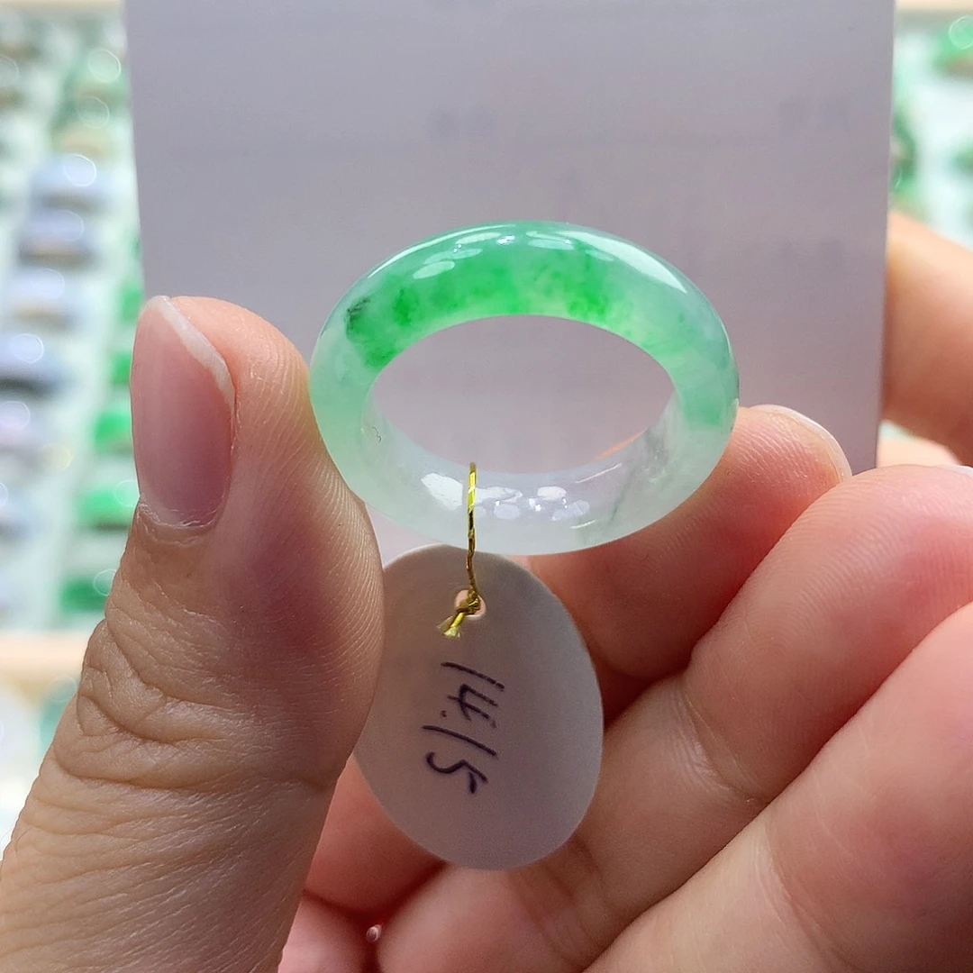 翡翠戒指未镶嵌1415圈