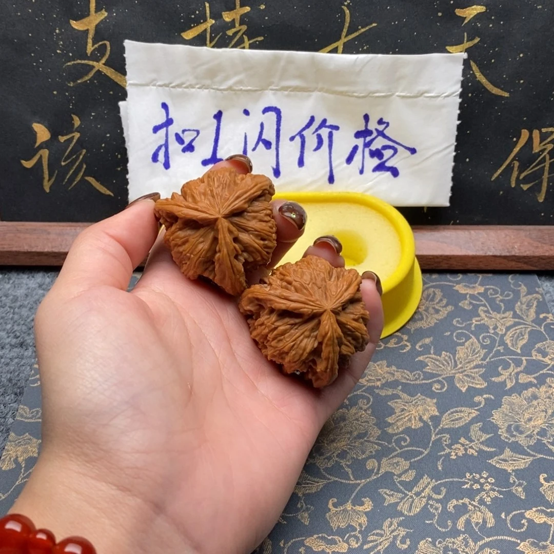 吊坠文玩核桃用****5白狮子