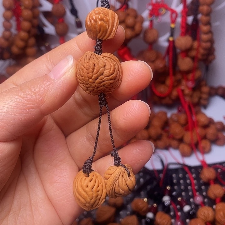 吊坠桃核龙纹桃枭