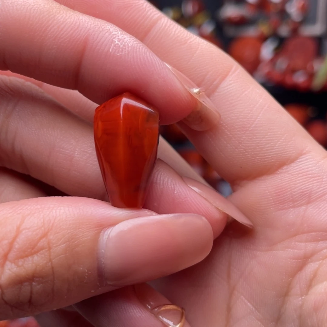 【闪购商品】南红玛瑙三通未镶嵌飞****3