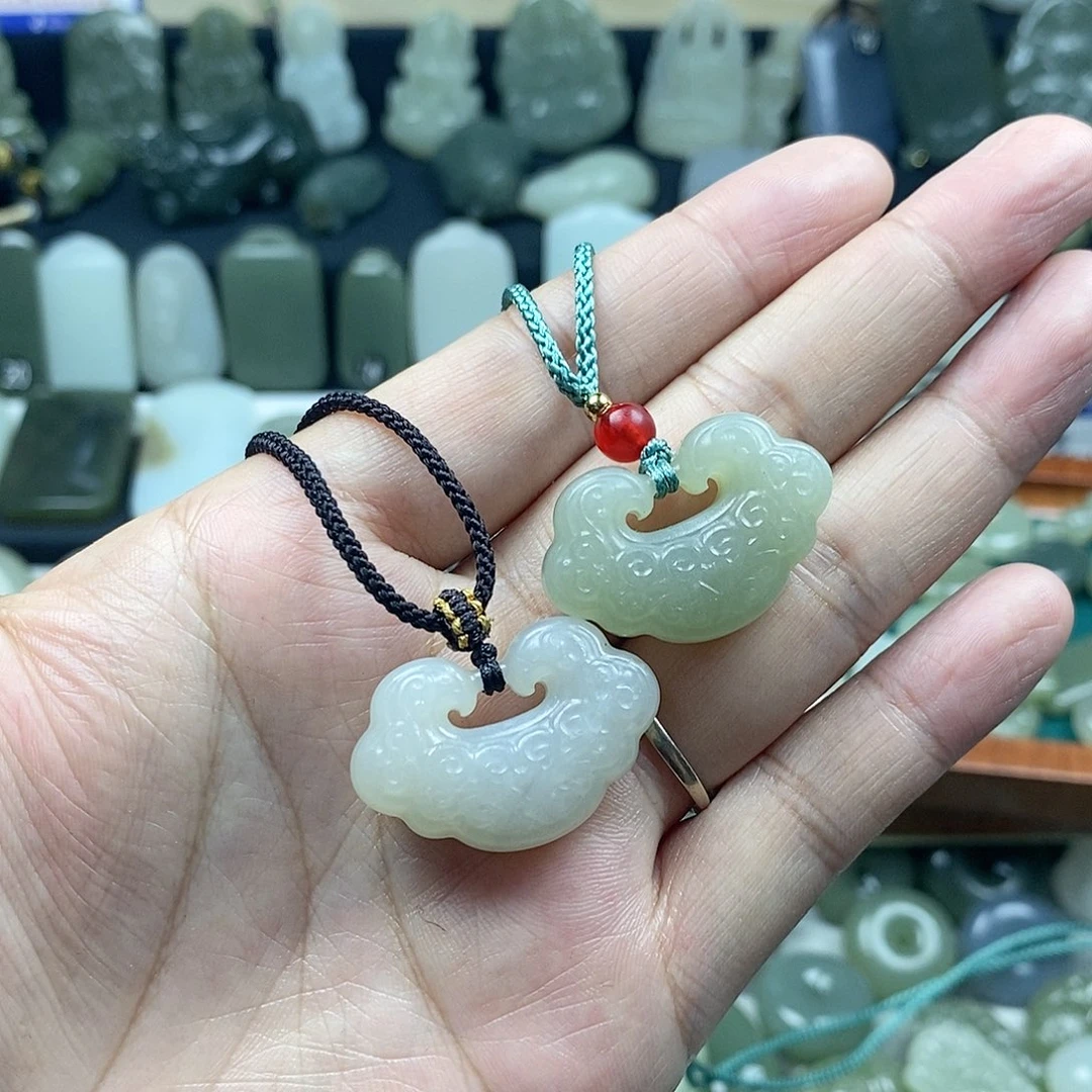 和田玉未镶嵌颈饰30mm平安锁多样性发1件