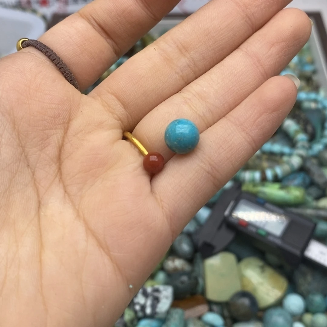 南红玛瑙未镶嵌珠宝奇石