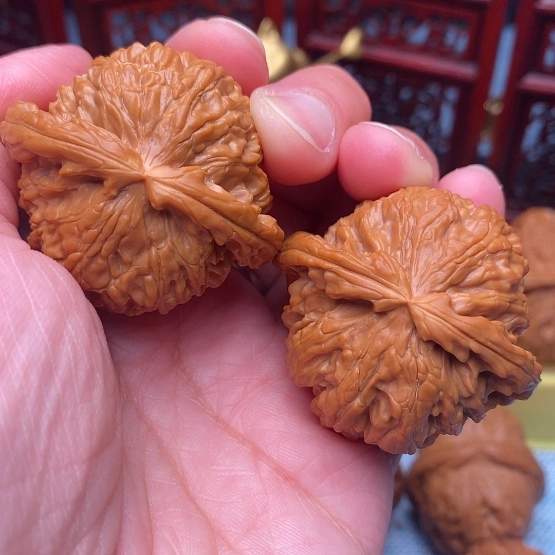 把件文玩核桃毕业肉球粗棱白狮子42尺