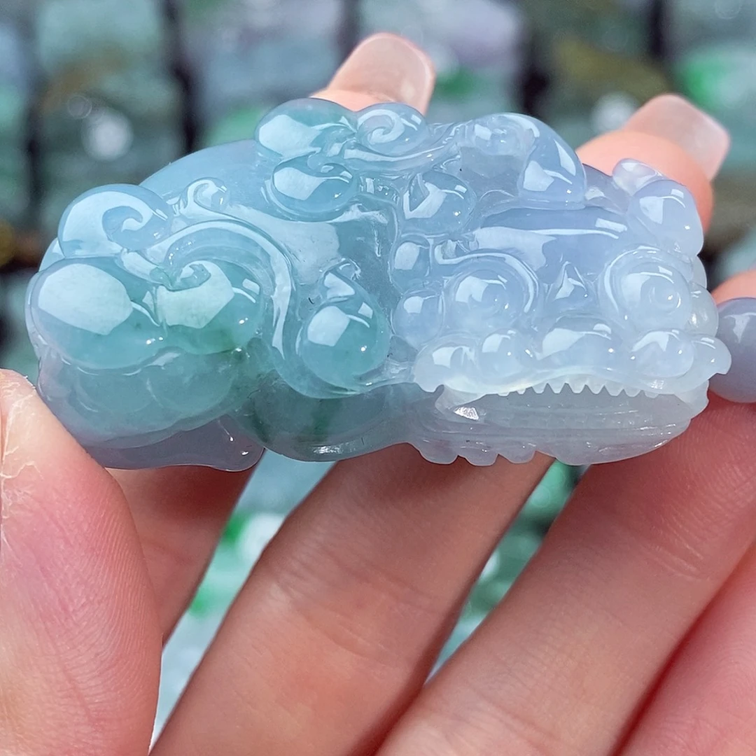 颈饰未镶嵌翡翠天然