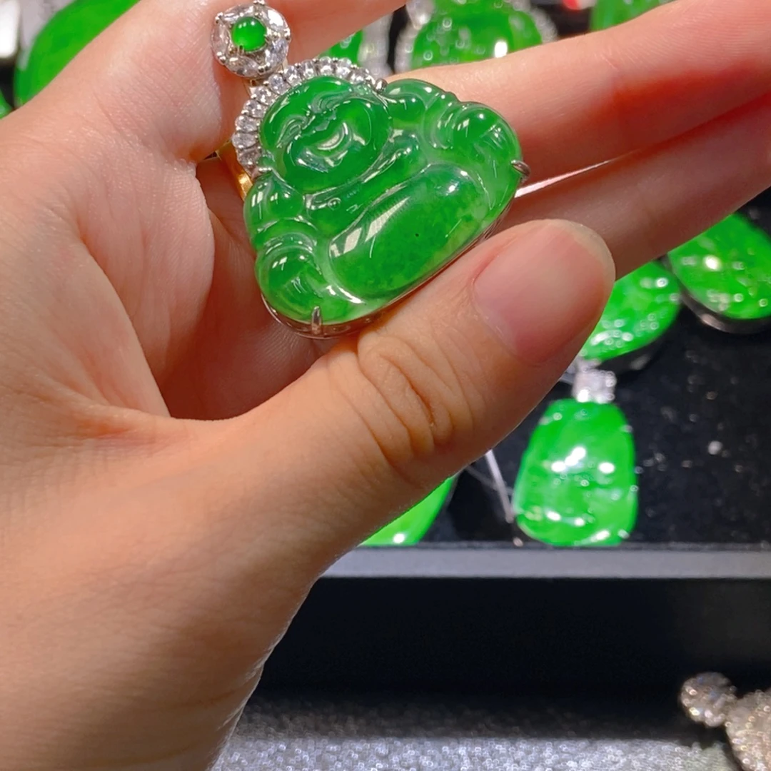 吊坠(不含链)未镶嵌翡翠