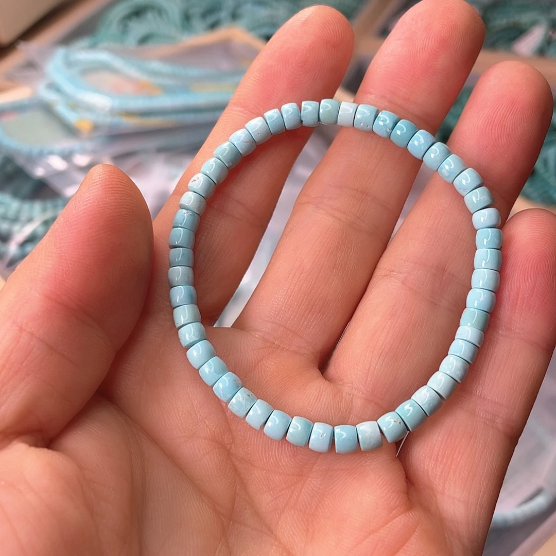 绿松石未镶嵌颈饰