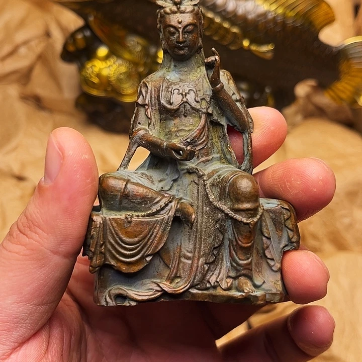 精美铜器做工精湛