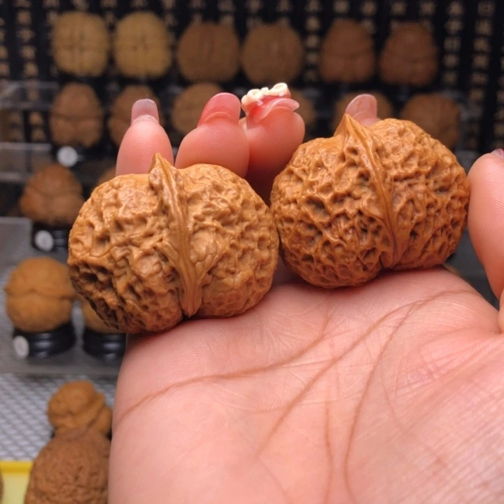 橄榄核吊坠40卧龙元宝