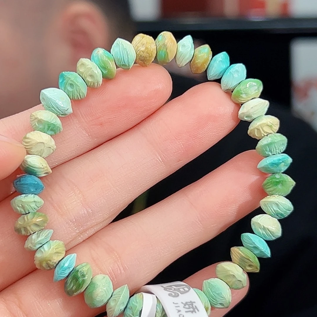 绿松石未镶嵌珠宝奇石