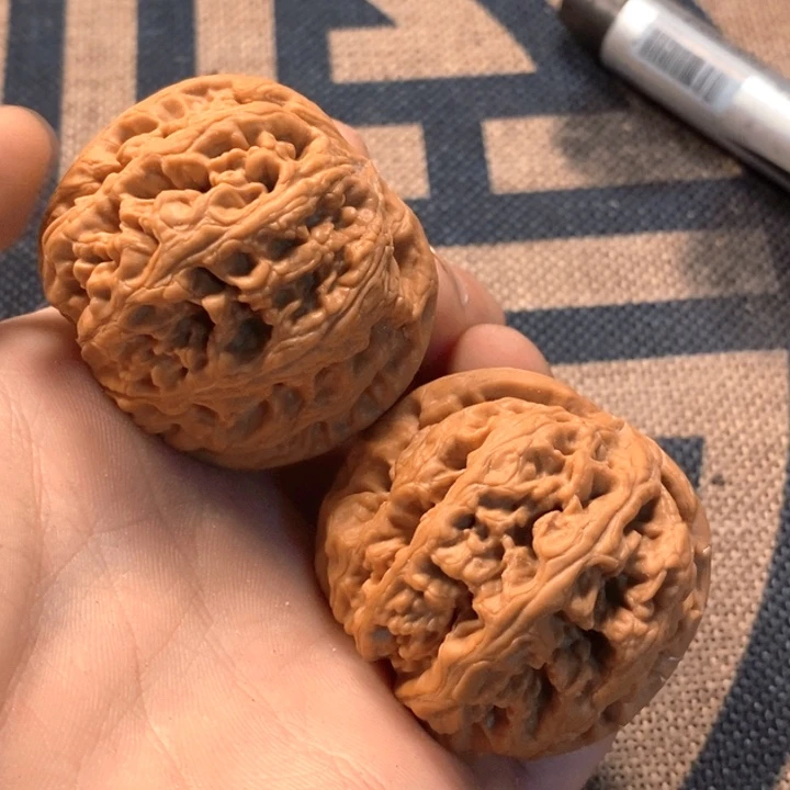 吊坠文玩核桃粗筋