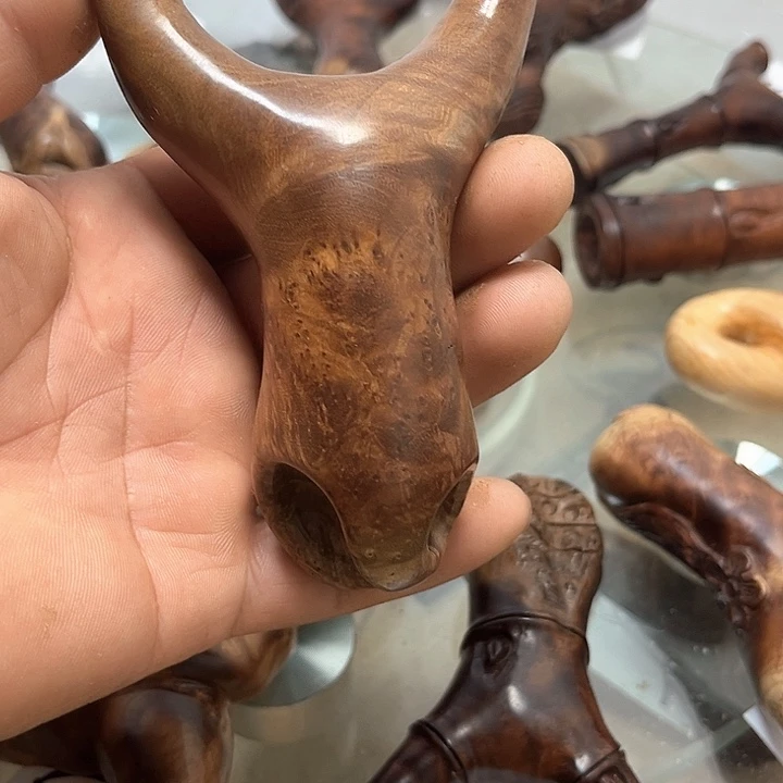 逍***客木雕等艺术品的制作和制作等方面