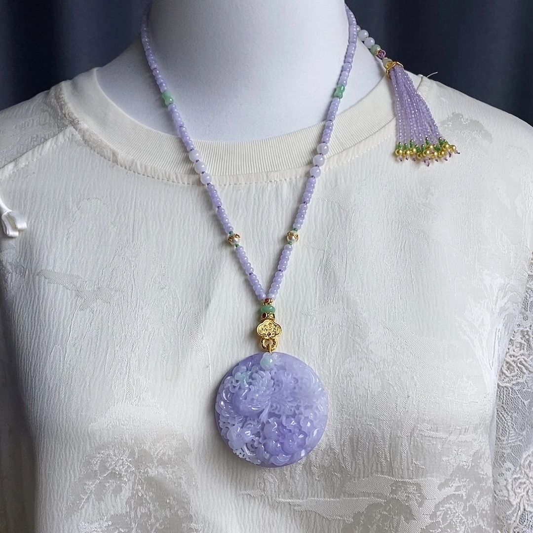 翡翠未镶嵌吊坠(赠链)