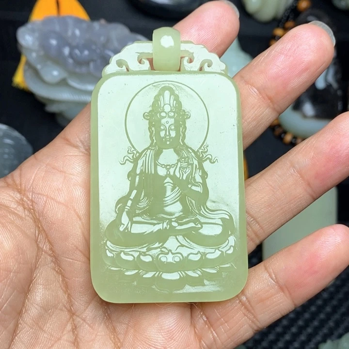 颈饰未镶嵌和田玉