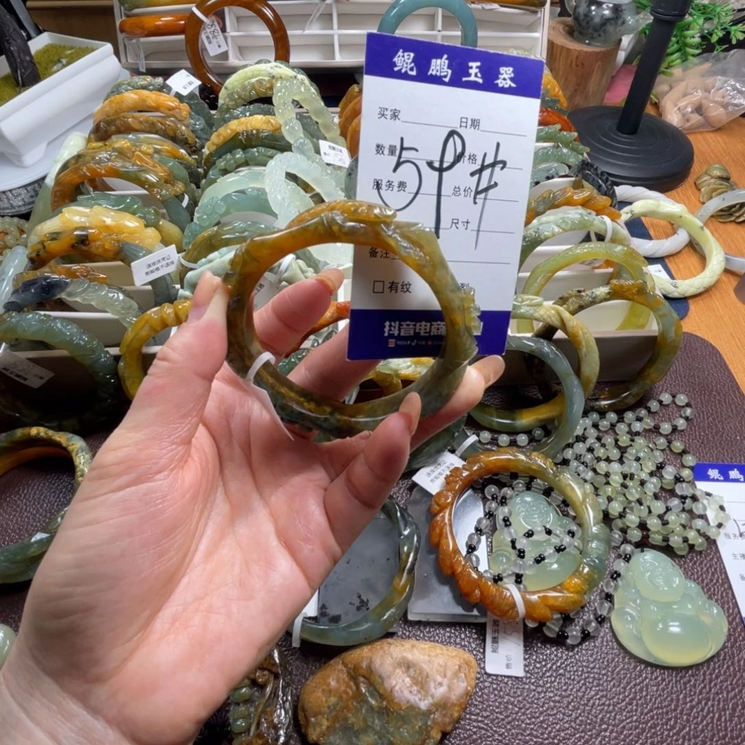 未镶嵌蛇纹石玉手镯