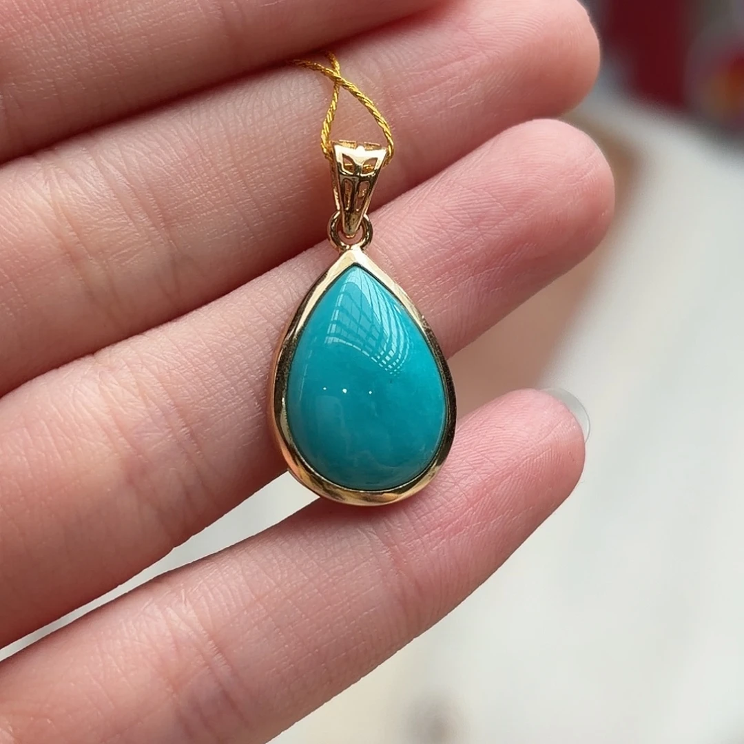 绿松石未镶嵌颈饰