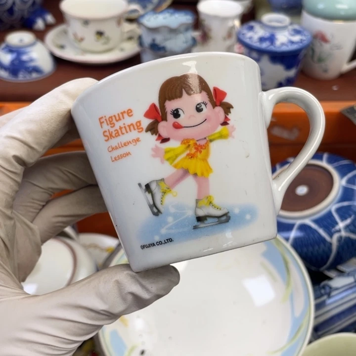 他家瓷器真美…开播了