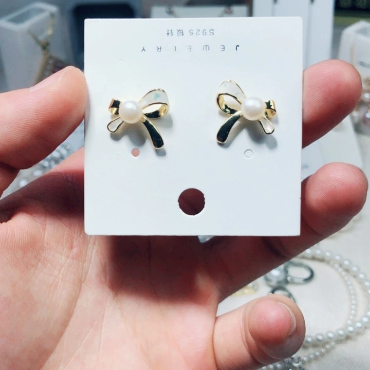 未镶嵌淡水珍珠耳饰