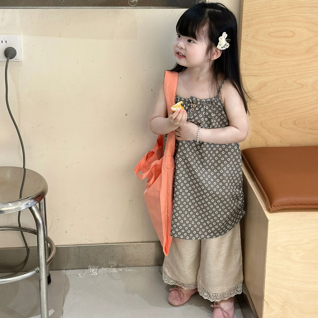 壹妈可爱超萌儿童衣服2025夏季新款洋气碎花吊带裙阔腿裤两件套