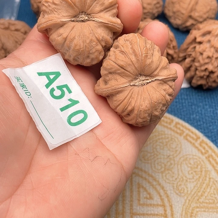 把件文玩核桃核桃