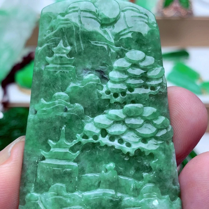 吊坠(不含链)未镶嵌翡翠