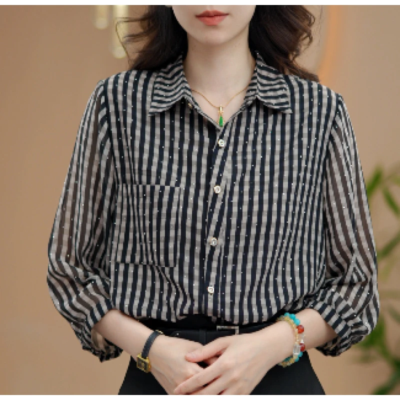 XG985气质衬衫女夏季烫钻新款设计感小众时尚衬衣秋季洋气显瘦