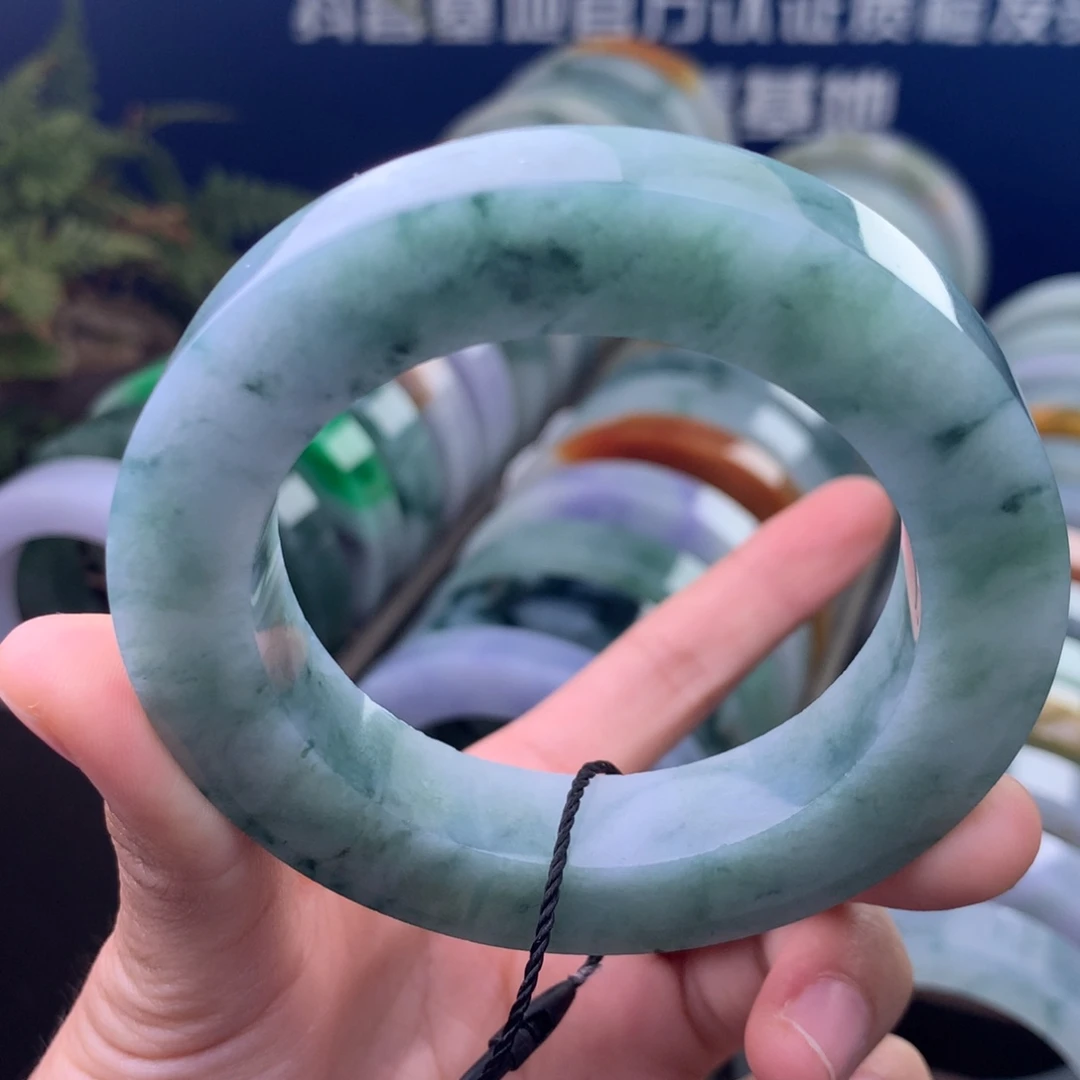 定制翡翠未镶嵌手镯定制不退不换