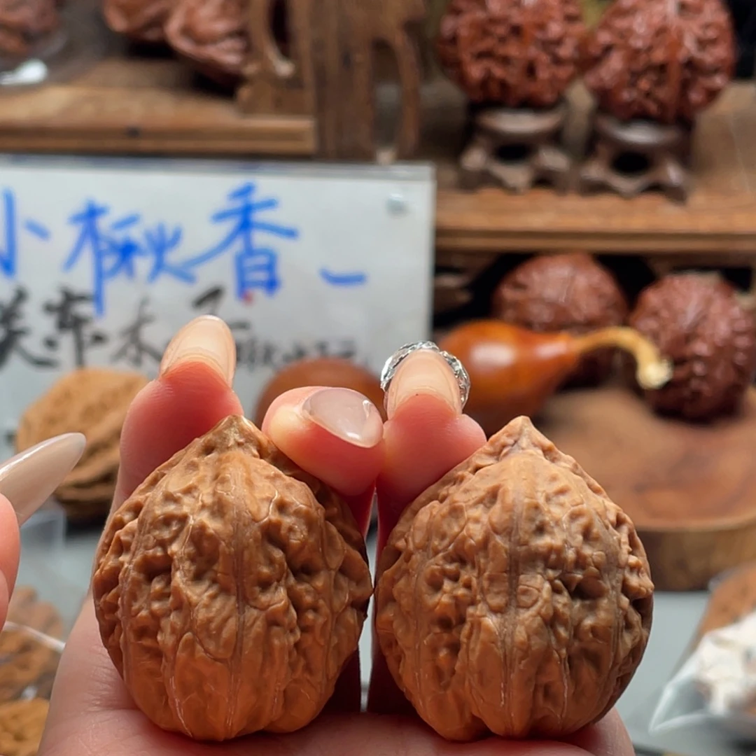 文玩核桃把件小楸香47