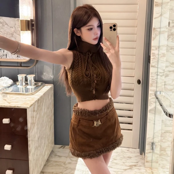 FAY【秋日来信】秋季新款ootd绞花高领女装镂空短背心配腰带套装