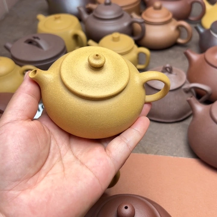 茶壶紫砂黄金段半手工140cc左右瑕疵不挑