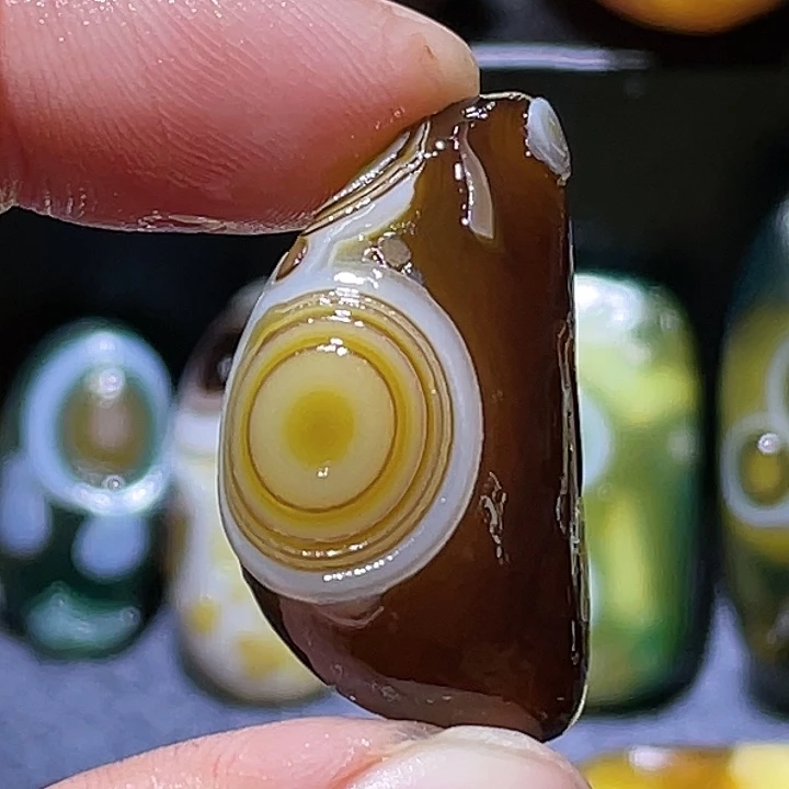 玛瑙/玉髓未镶嵌珠宝奇石