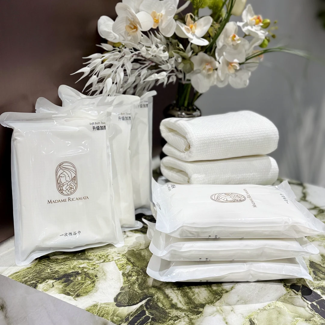 MADAME RCAMATA/绣花夫人/一次性浴巾/柔软舒适/家庭单人日用装