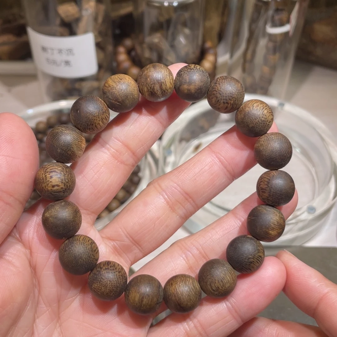 手串沉香乌身圆叶1.2单圈