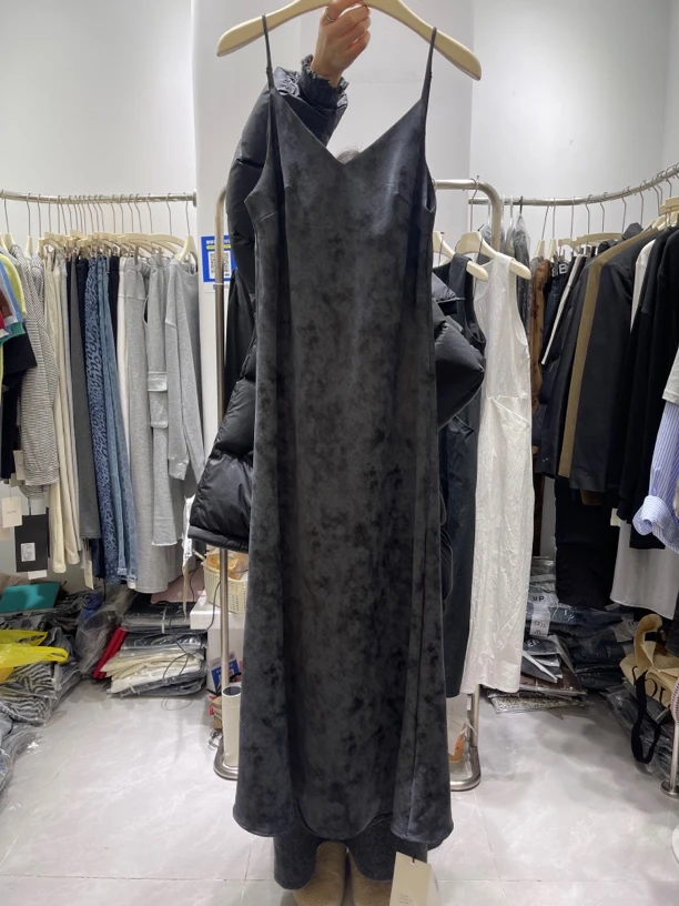 复古提花吊带连衣裙气质显瘦缎面长裙夏季优雅大摆裙