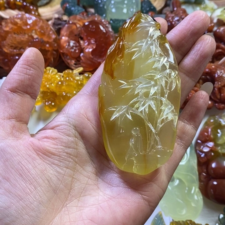 何***来蛇纹石玉未镶嵌颈饰