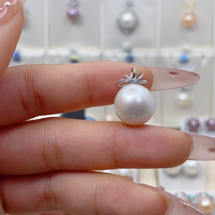 淡水珍珠银S925镶嵌颈饰