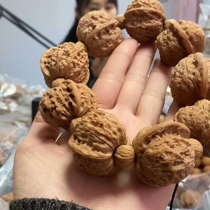 把件文玩核桃37血麒麟手持油