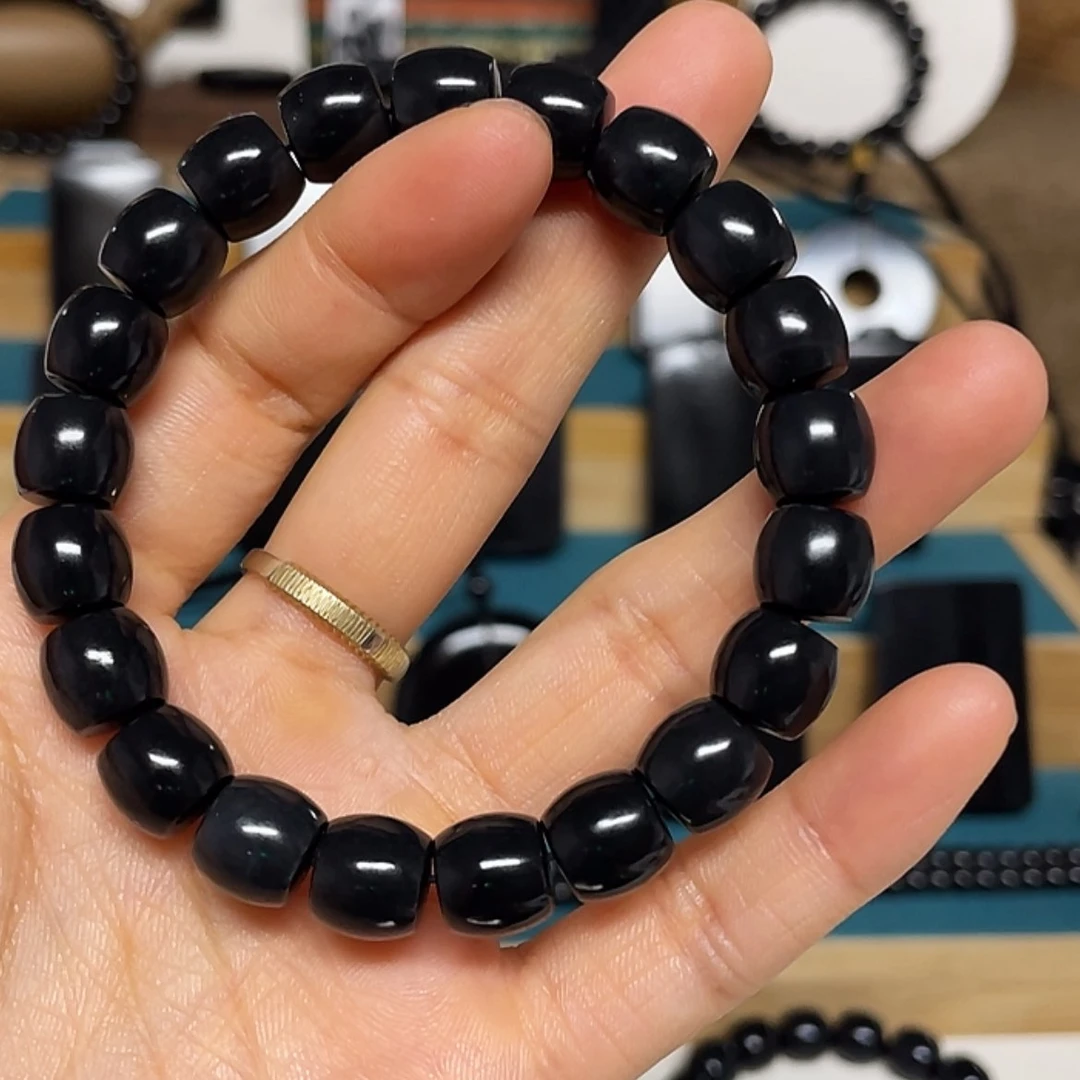 【闪购商品】手串未镶嵌和田玉（墨玉）羊脂级毛孔卡10