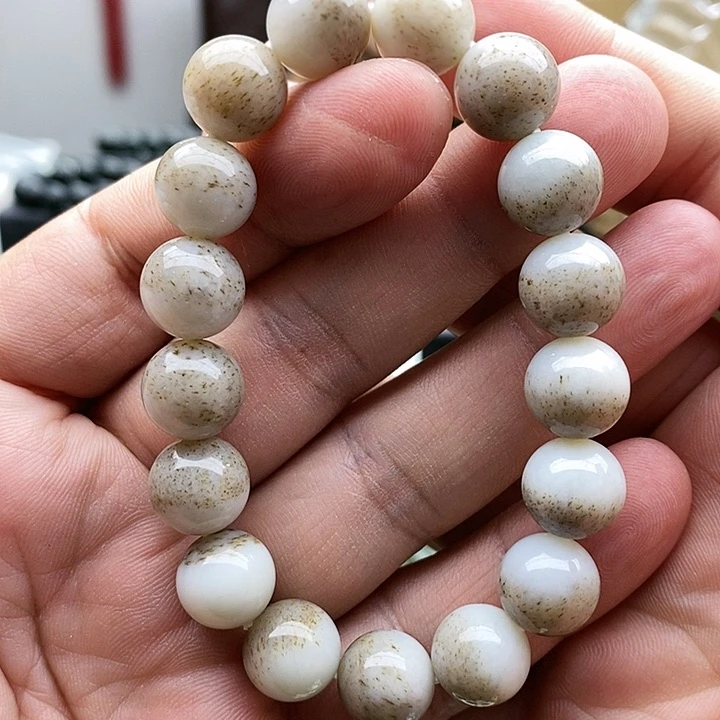 【闪购商品】未镶嵌手链和田玉12糖白