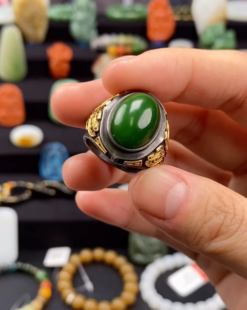 碧玉戒指 简单百搭