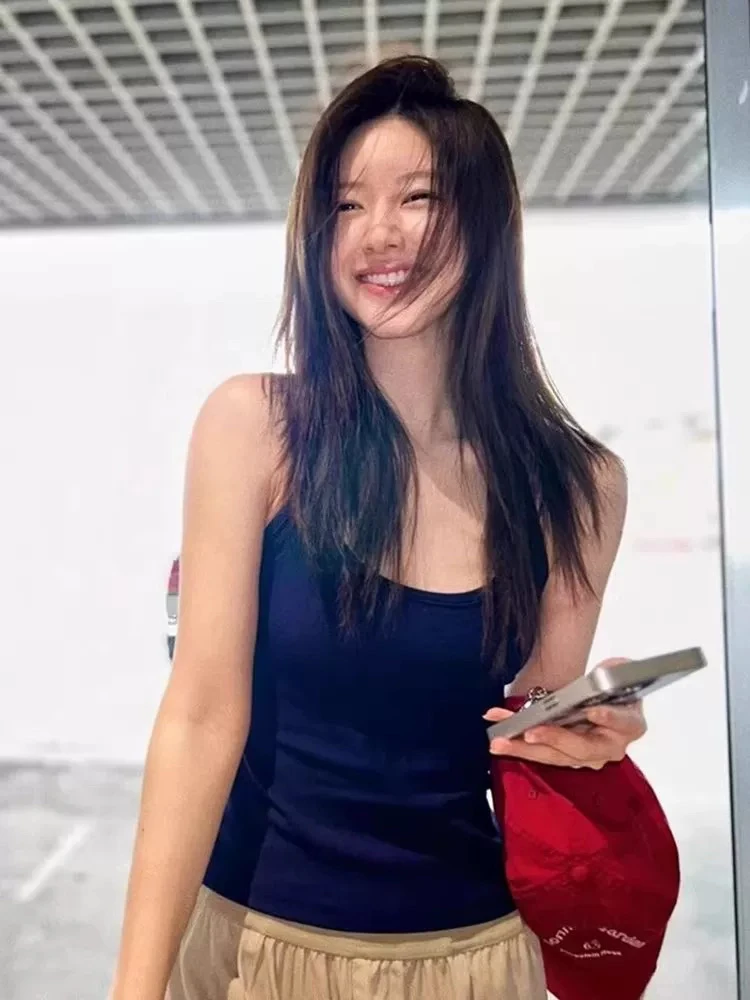 元気品秋季棉纯色短款修身挂脖带胸垫吊带背心女百搭秋冬内搭外穿