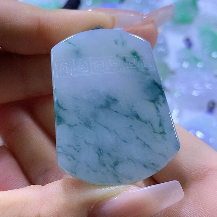 翡翠未镶嵌颈饰天然翡翠A货吊坠