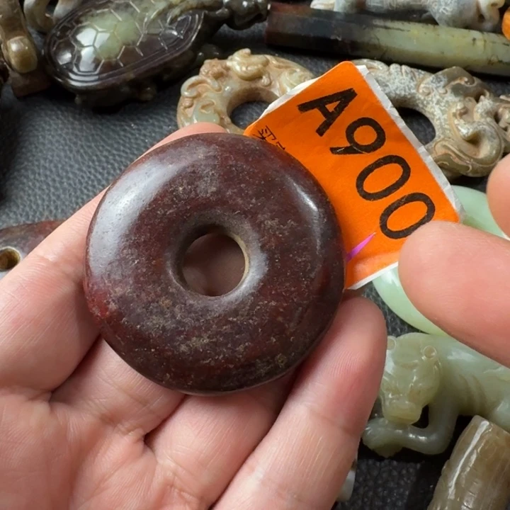 和田玉未镶嵌颈饰无**雨